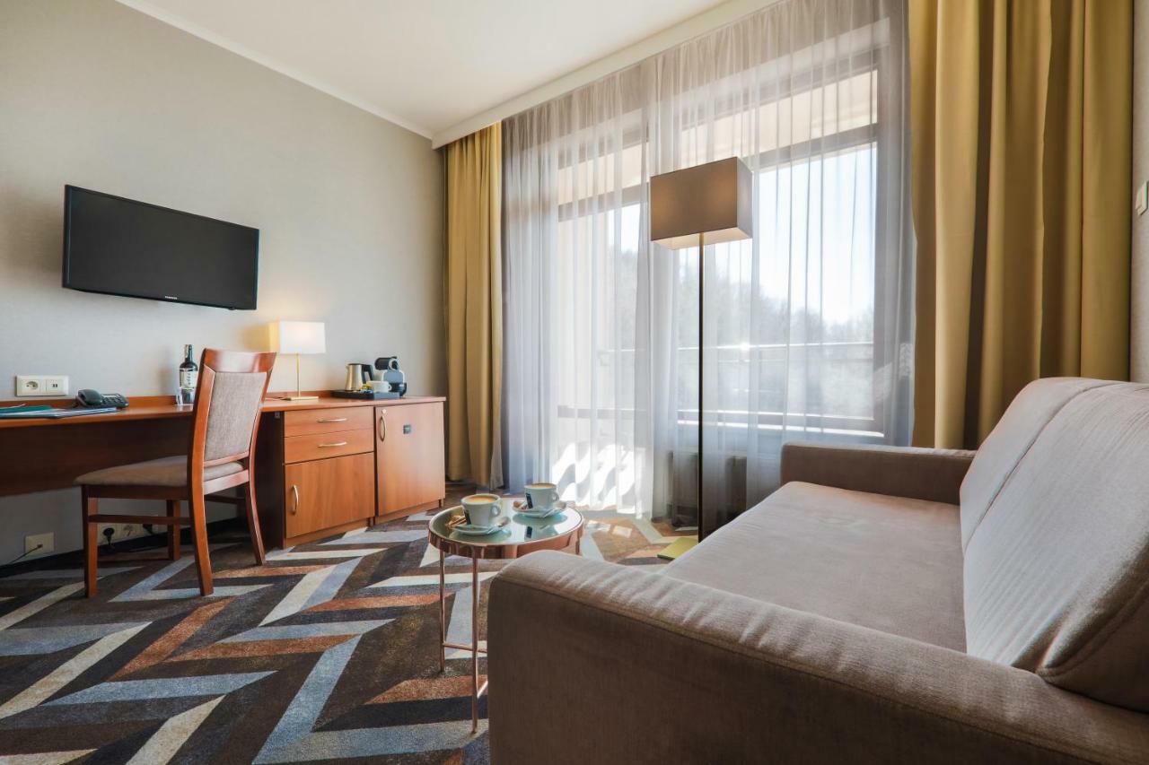 Hotel Belweder Ustroń Esterno foto Suite